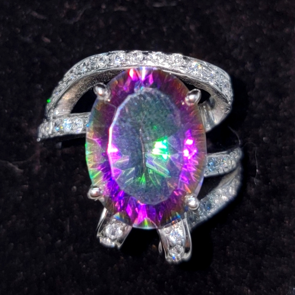 Mystic Quartz ring with cz melee like stones.